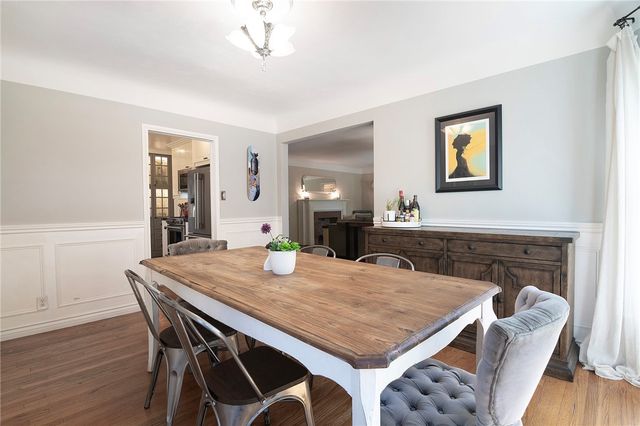 10703 Collins Street, North Hollywood, CA 91601