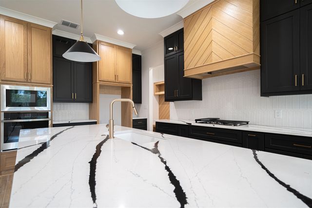 140 Waterfowl, Longview, TX 75602