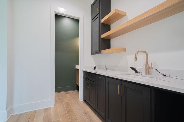 140 Waterfowl, Longview, TX 75602