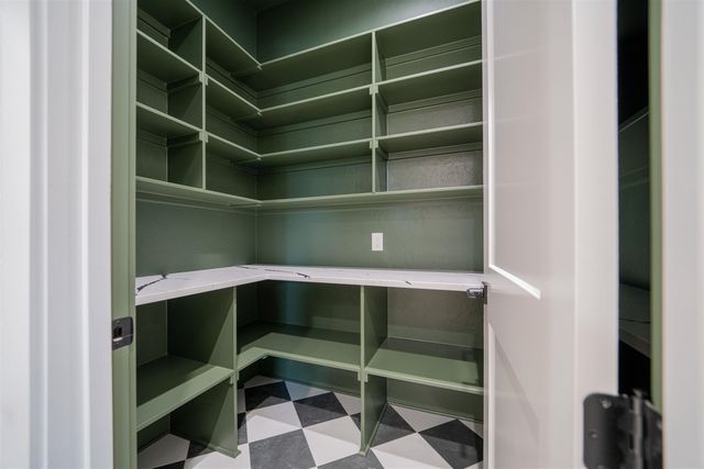 140 Waterfowl, Longview, TX 75602