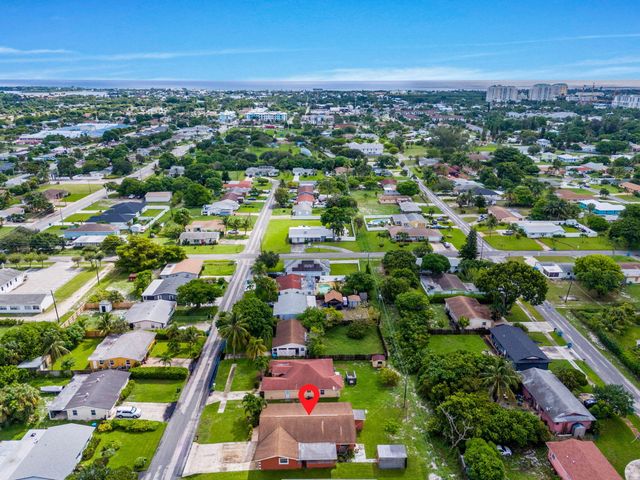 524 NW 9th Avenue, Boynton Beach, FL 33435