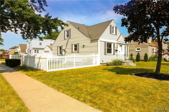 1108 Parkhurst Boulevard, Tonawanda, NY 14150
