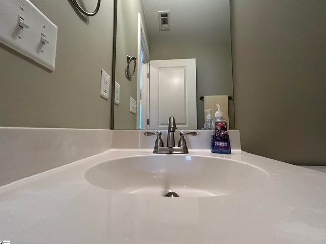 120 Shalom Drive, Simpsonville, SC 29681