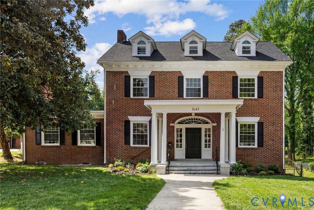 1644 S Sycamore St, Petersburg, VA 23805