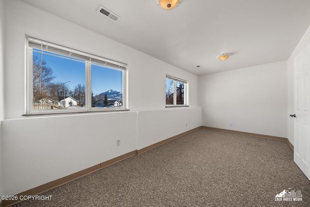 530 W Jepson Circle, Palmer, AK 99645