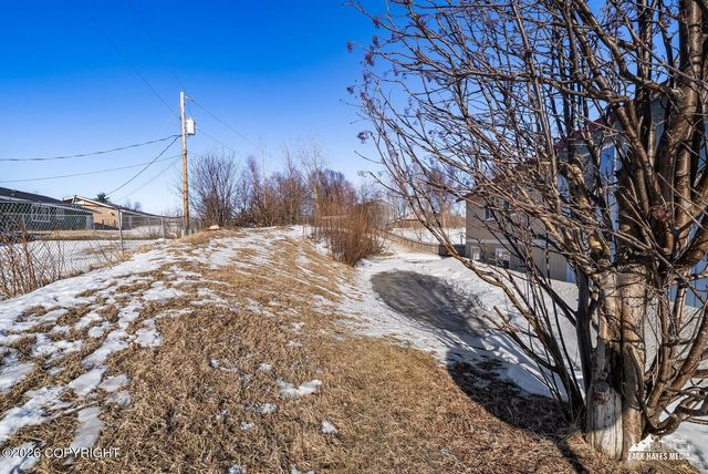 530 W Jepson Circle, Palmer, AK 99645