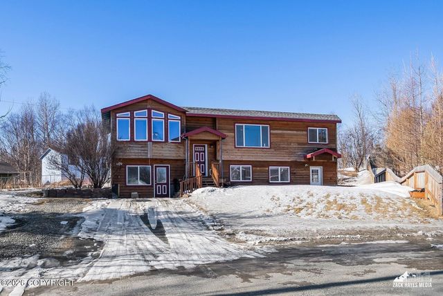 530 W Jepson Circle, Palmer, AK 99645