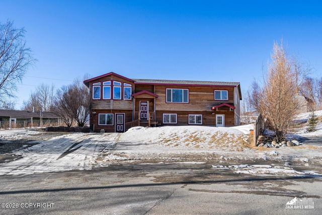 530 W Jepson Circle, Palmer, AK 99645