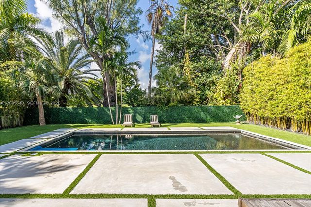 2802 Prairie Avenue, Miami Beach, FL 33140