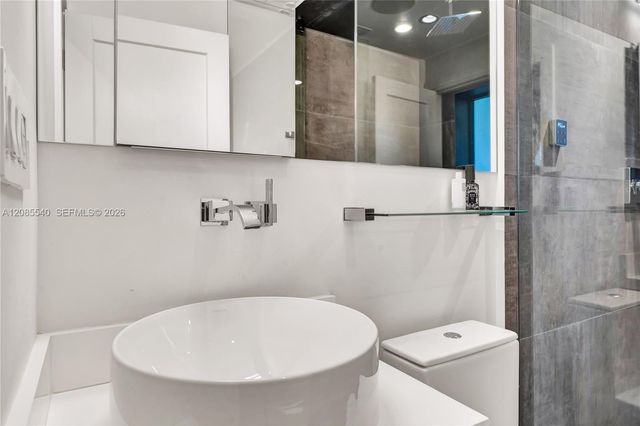 2802 Prairie Avenue, Miami Beach, FL 33140