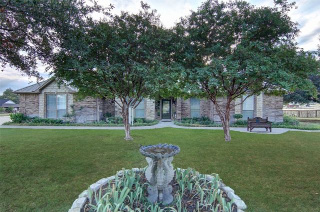 272 Edward Farris Road, Weatherford, TX 76085