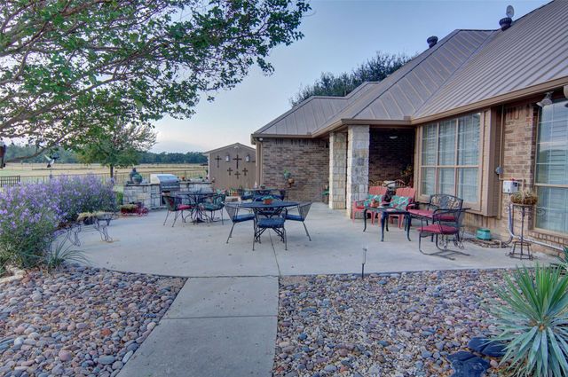 272 Edward Farris Road, Weatherford, TX 76085