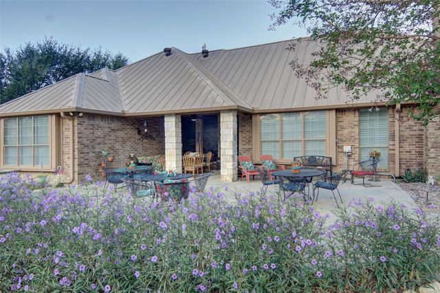 272 Edward Farris Road, Weatherford, TX 76085