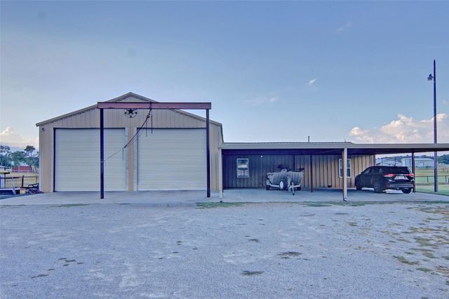 272 Edward Farris Road, Weatherford, TX 76085