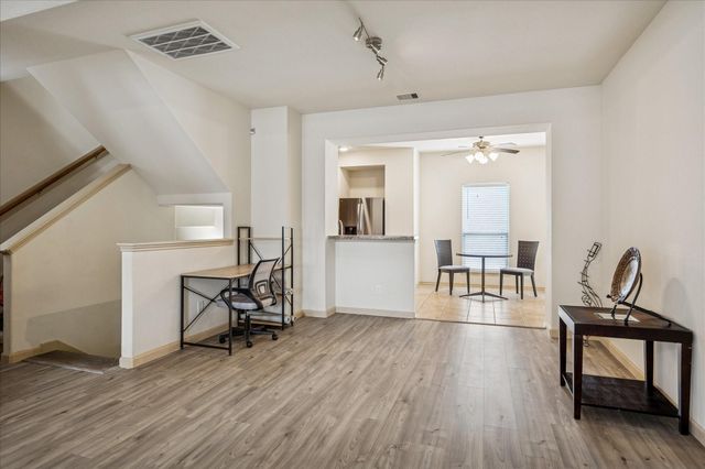 7914 Stoneyway Drive, Houston, TX 77040