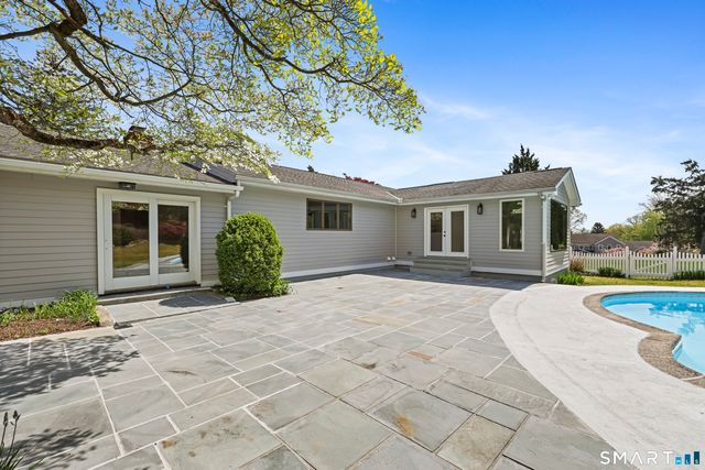 53 West Hill Circle, Stamford, CT 06902