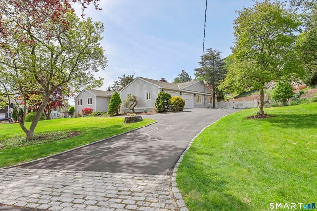 53 West Hill Circle, Stamford, CT 06902