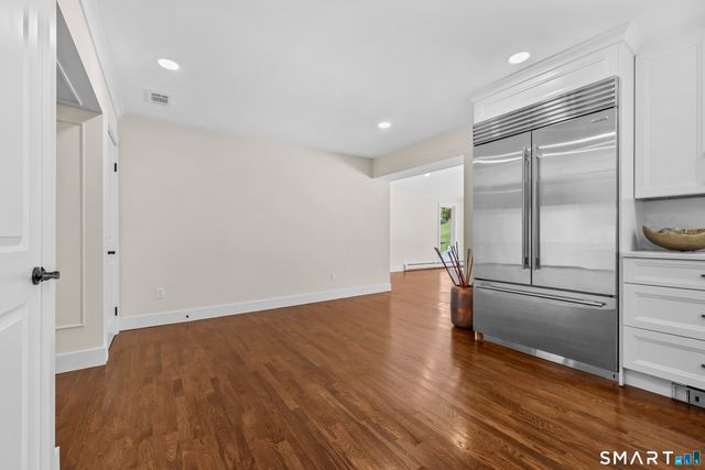 53 West Hill Circle, Stamford, CT 06902