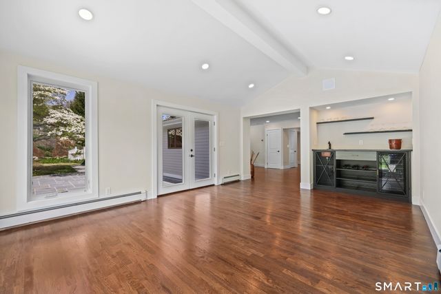 53 West Hill Circle, Stamford, CT 06902