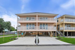 701 Bayshore Drive, La Porte, TX 77571