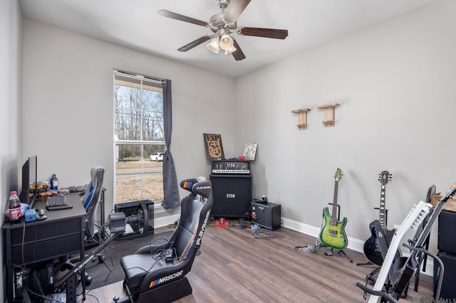 11486 Tannis Rd, St Amant, LA 70774