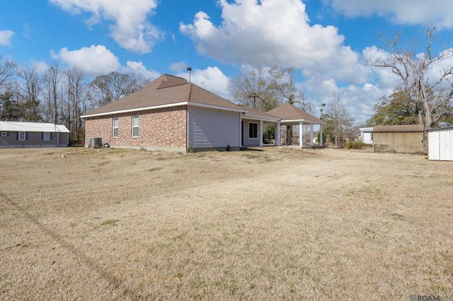 11486 Tannis Rd, St Amant, LA 70774