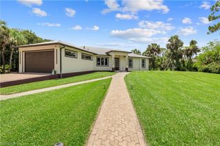 556 6th ST SE, Naples, FL 34117