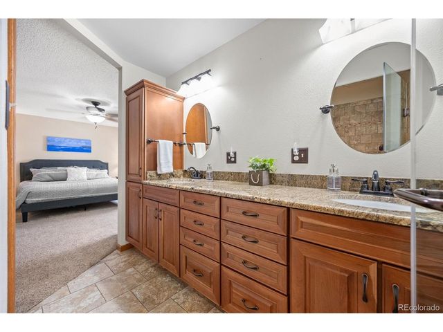 5482 S Salida St, Centennial, CO 80015