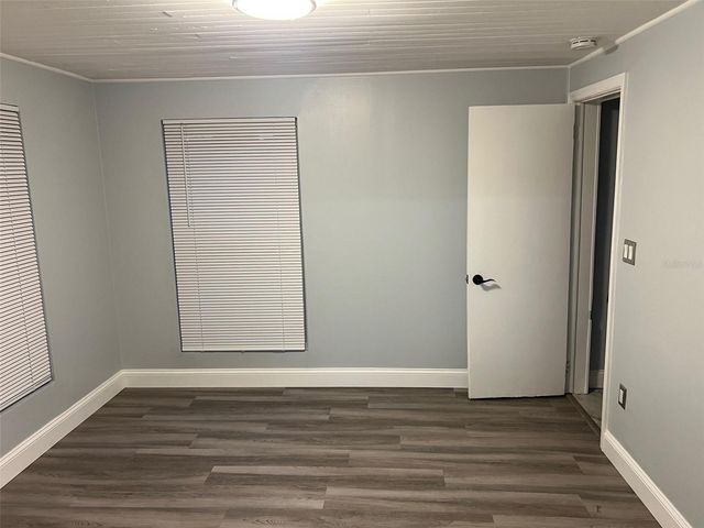 2905 W CHERRY STREET, Tampa, FL 33607