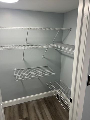 2905 W CHERRY STREET, Tampa, FL 33607