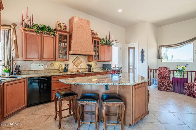 3931 N MARLOW Road, Apache Junction, AZ 85119