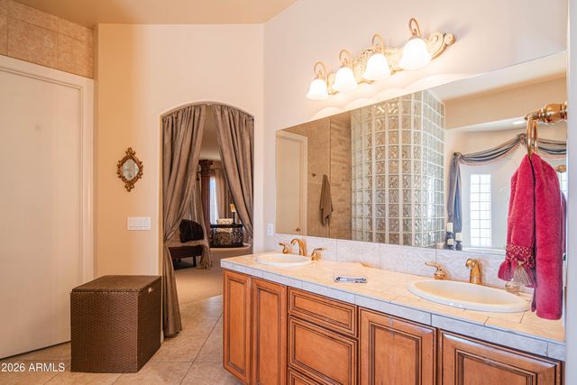 3931 N MARLOW Road, Apache Junction, AZ 85119