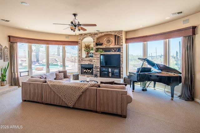 3931 N MARLOW Road, Apache Junction, AZ 85119