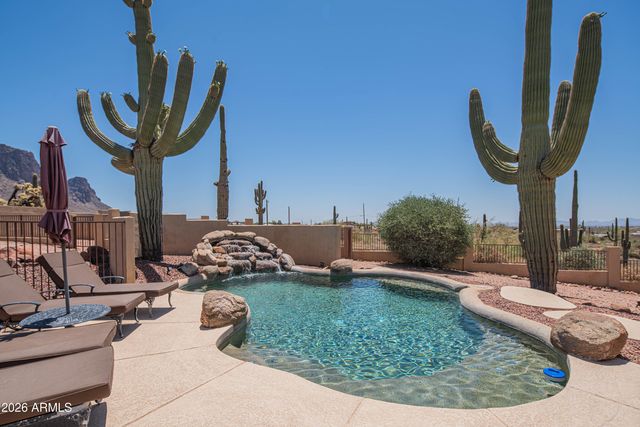 3931 N MARLOW Road, Apache Junction, AZ 85119