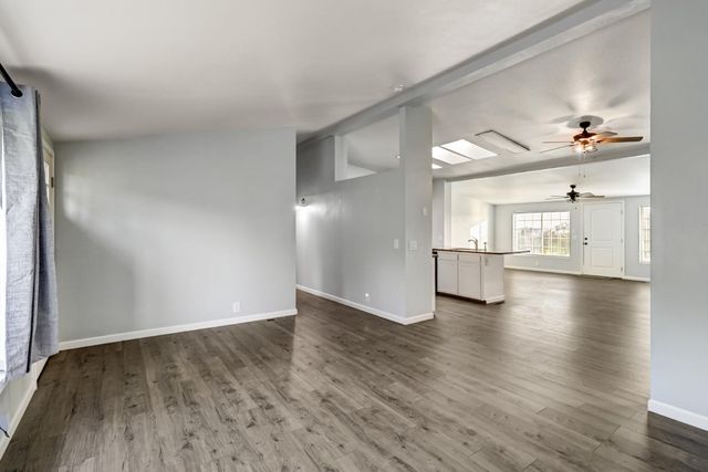 3814 Lakeview Dr, Ione, CA 95640