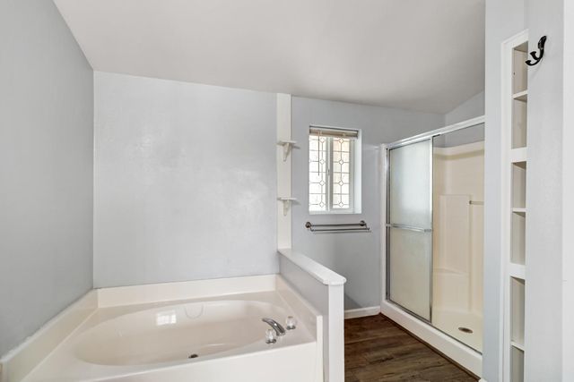 3814 Lakeview Dr, Ione, CA 95640