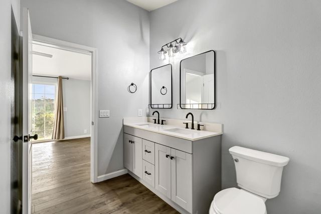 3814 Lakeview Dr, Ione, CA 95640