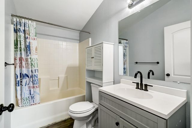 3814 Lakeview Dr, Ione, CA 95640