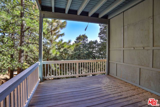 30139 Enchanted Way, Running Springs, CA 92382