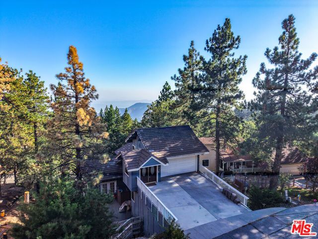 30139 Enchanted Way, Running Springs, CA 92382