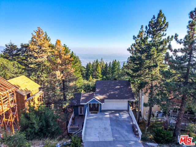 30139 Enchanted Way, Running Springs, CA 92382