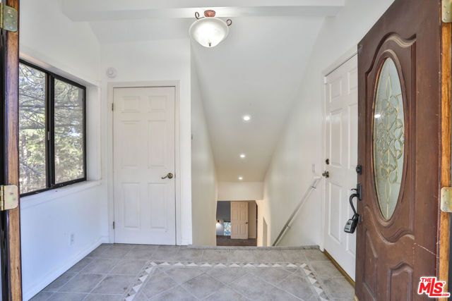 30139 Enchanted Way, Running Springs, CA 92382