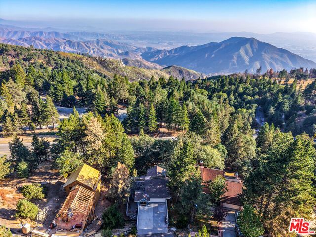 30139 Enchanted Way, Running Springs, CA 92382