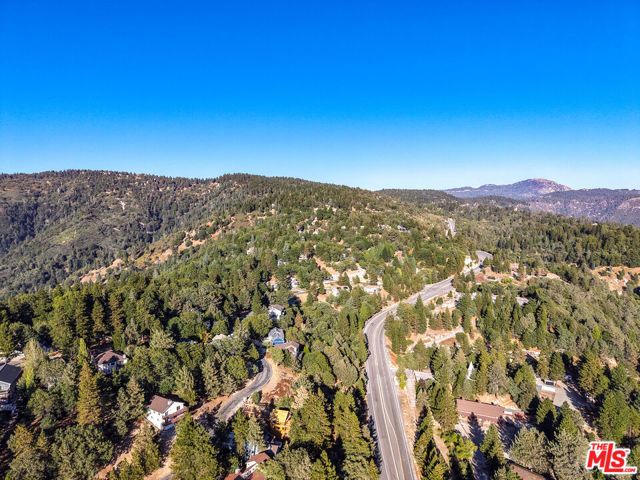 30139 Enchanted Way, Running Springs, CA 92382