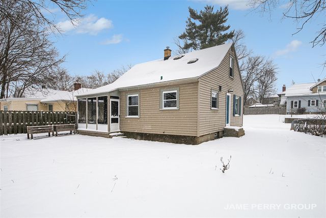 1335 Johnston Street, Grand Rapids, MI 49507