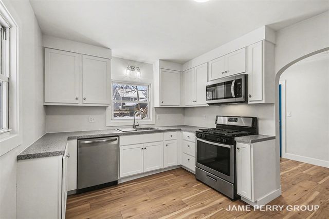 1335 Johnston Street, Grand Rapids, MI 49507