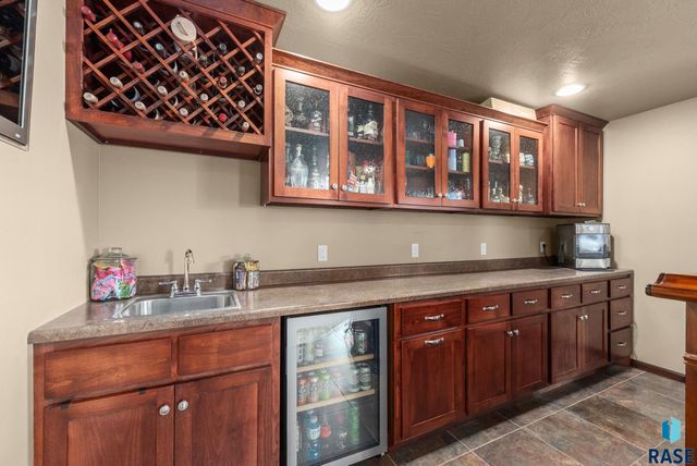 5100 S Culbert Ave Avenue, Sioux Falls, SD 57106