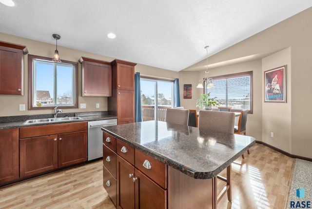 5100 S Culbert Ave Avenue, Sioux Falls, SD 57106