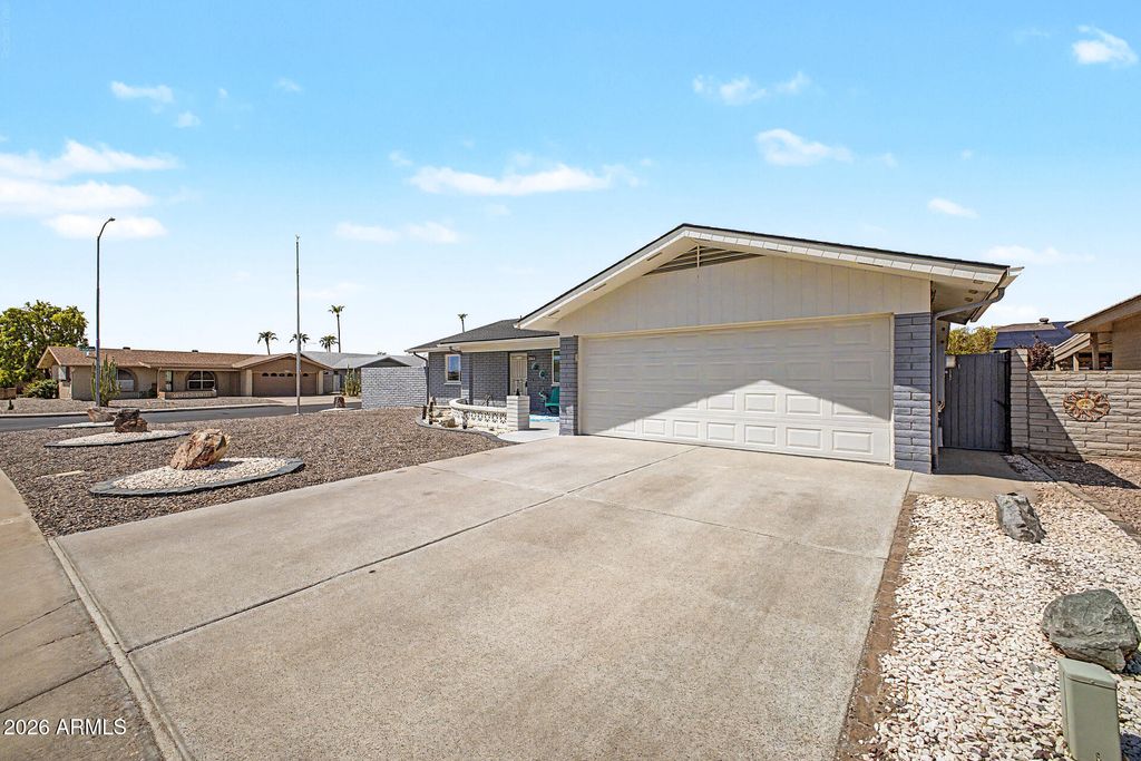 8028 E MILAGRO Avenue, Mesa, AZ 85209 — photo 3