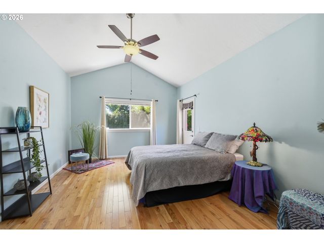 3364 SAINT THOMAS St, Eugene, OR 97408